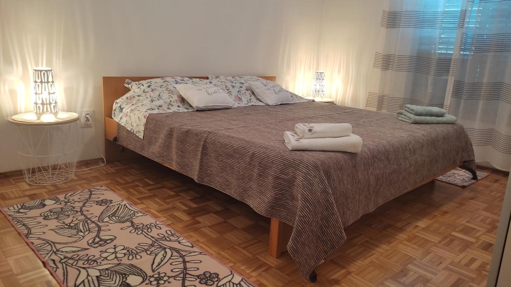Irene Apartment *